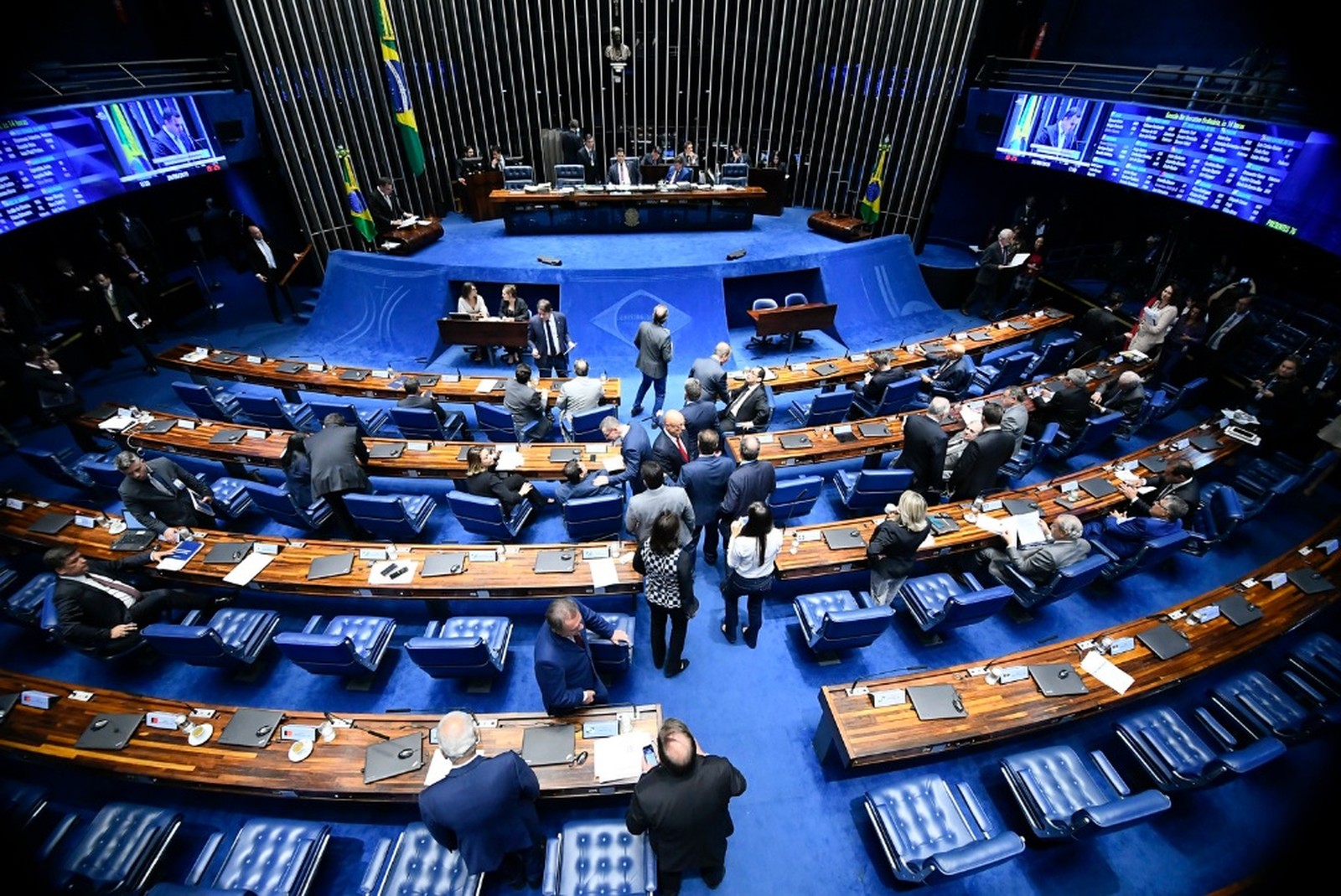 Senado aprova pacote anticorrupção com punição para abuso de autoridade